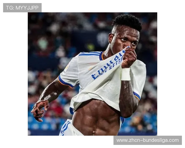 皇马更新伤病报告：姆巴佩手指骨折缺席关键战