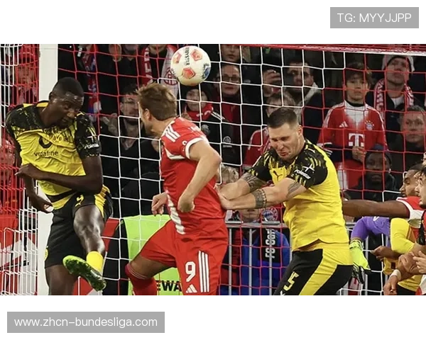 施洛特贝克与埃布努塔利布争顶，空中对抗成焦点